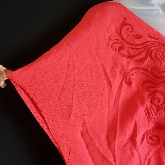 Bebe | Empire Sleeve | Shirt | Drawstring Front - Picture 4 of 7